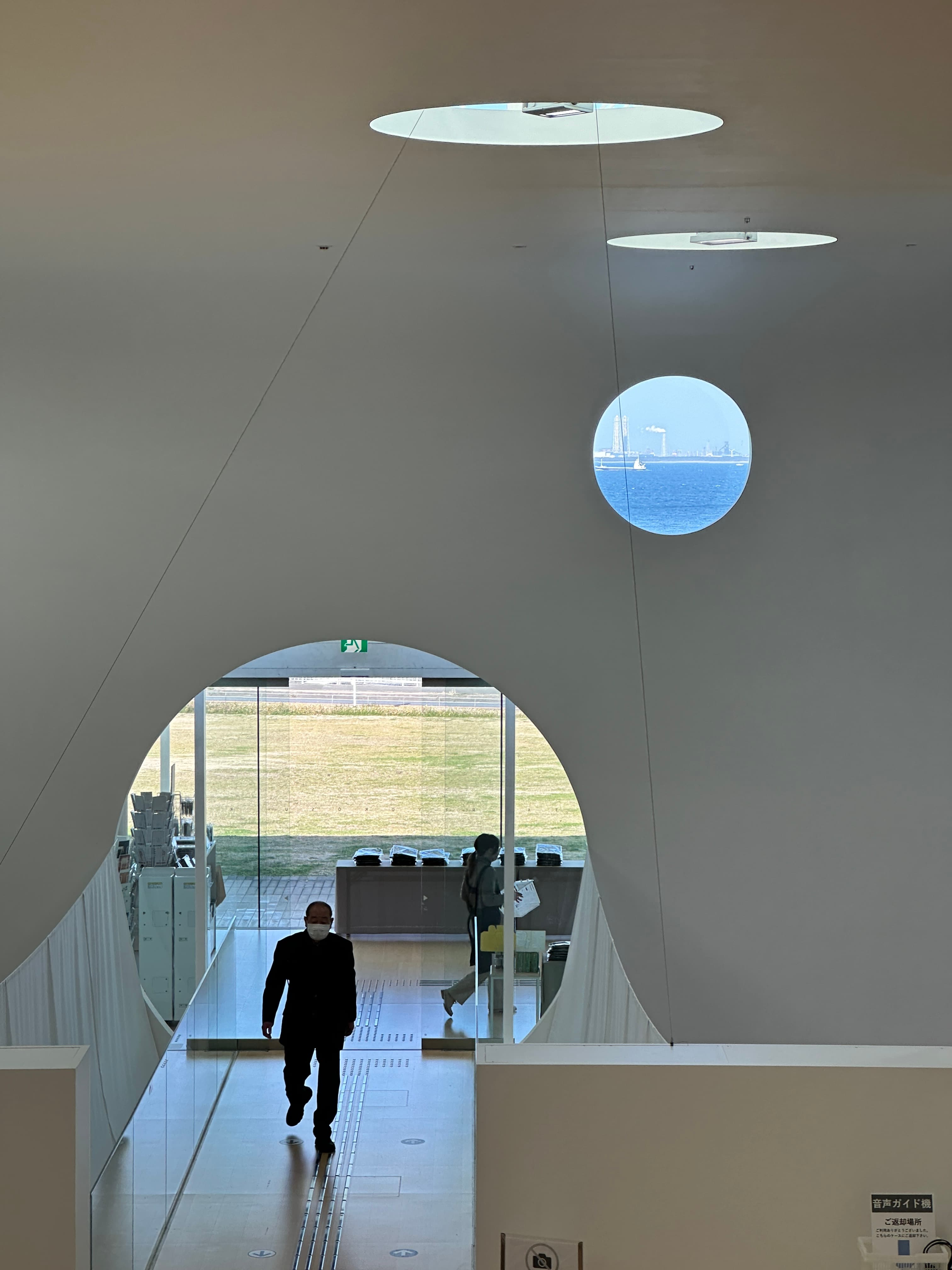 横須賀美術館 Yokosuka Museum of Art — gallery image 2