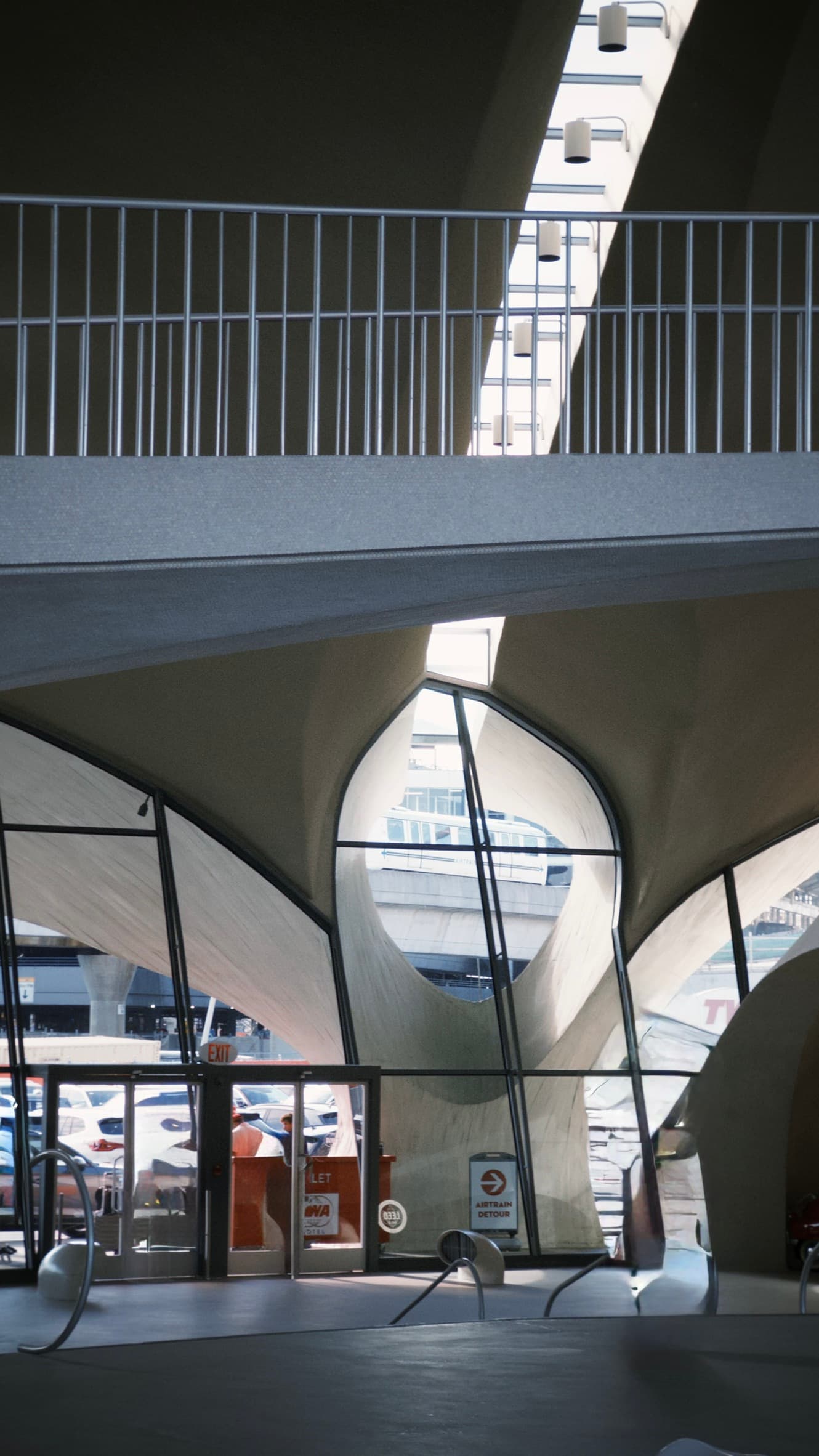 TWA Flight Center — gallery image 15